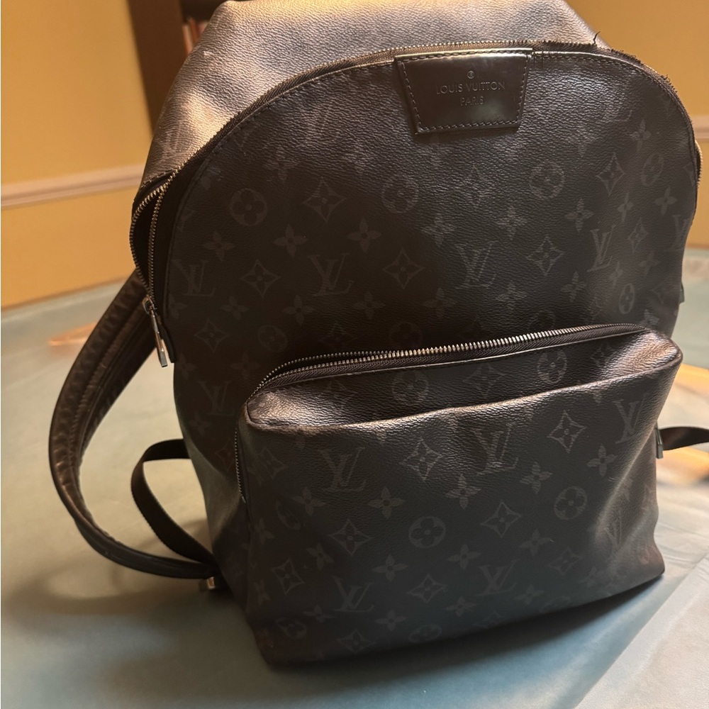 Louis Vuitton Discovery Black Monogram Backpack - Picture 3 of 11